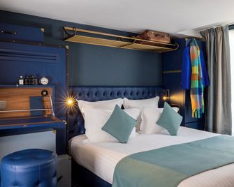 Hotel Whistler - Paris - Schlafzimmer