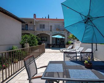 Harmony apartments - Lovište