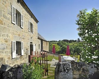 Gites de france 11 personnes au teil - Albaret-Sainte-Marie