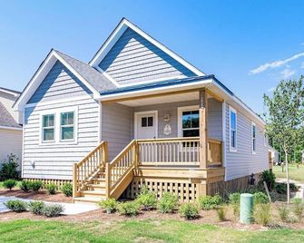 Obx Golf & Family Fun Cottage - Powells Point - Edificio