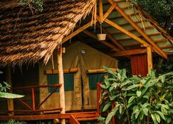 Simbamwenni Lodge And Camping - Morogoro - Patio