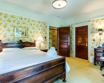 The Lasater Ranch - country comfort, close to wineries - Walla Walla - Bedroom