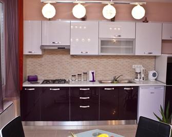 Split Apartments Peric - Split - Kitchen