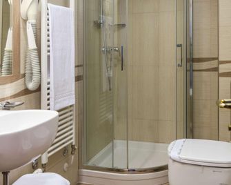 Hotel Pico - Mirandola - Bathroom
