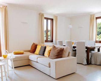 Il Limone Lake View at Nautic Resort San Carlo - Gargnano - Living room