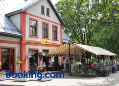 Hotel Kakis - Sigulda - Building