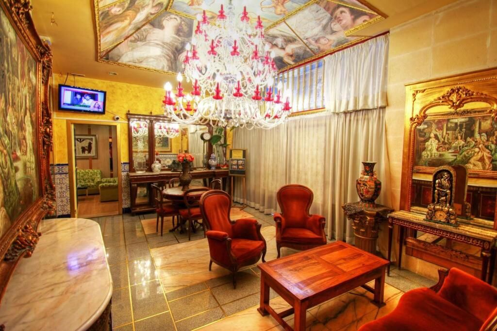 هوتل باريس ثينترو - سرقسطة