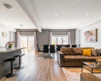 Globalstay Waterfront 20ppl 5 Bedroom Townhouse Hot Tub Sauna - Hamilton - Sala de estar