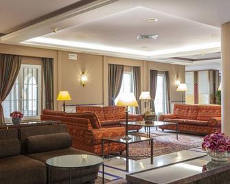 馬西亞阿爾法羅斯酒店 - 科多瓦 - 科爾多瓦 - 休閒室