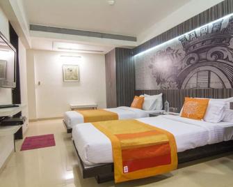 The Roa Hotel - Mumbai - Bedroom
