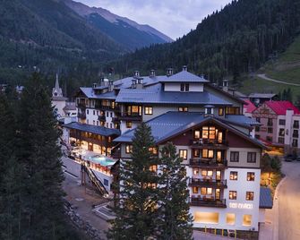 The Blake at Taos Ski Valley - Taos Ski Valley - Gebouw