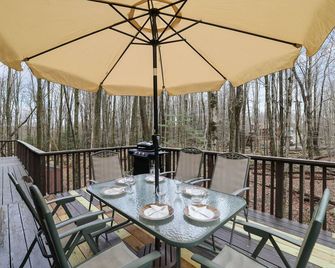 Welcome to Palm Hideaway in The Hideout - Hamlin - Balcon