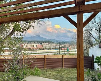 Kit Carson Bungalow: Ac/Heat + Pets Free! - Trinidad - Balkon