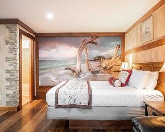 Salt Water Lagoon - Queen Studio Room at Wanderlust Inn, Pet Friendly - Ocean Shores - Soverom