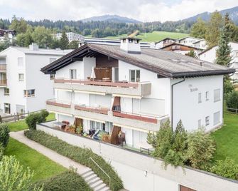 Cruscheida - Flims - Building