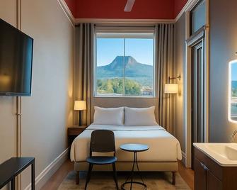 The Well Hotel & Taproom - Trinidad - Bedroom