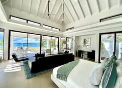 Zenith Nevis Private Luxury Beachfront Villa w 3rd, 4th, & 5th Bedroom Option. - Newcastle - Bedroom