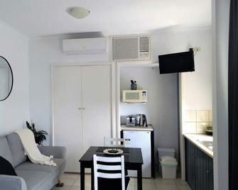 Banksia Park Estate - Newhaven - Wohnzimmer