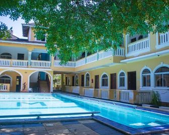 Manyatta Azure Boutique Hotel - Ukunda - Pool