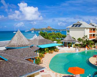 Bay Gardens Beach Resort & Spa - Gros Islet - Pool