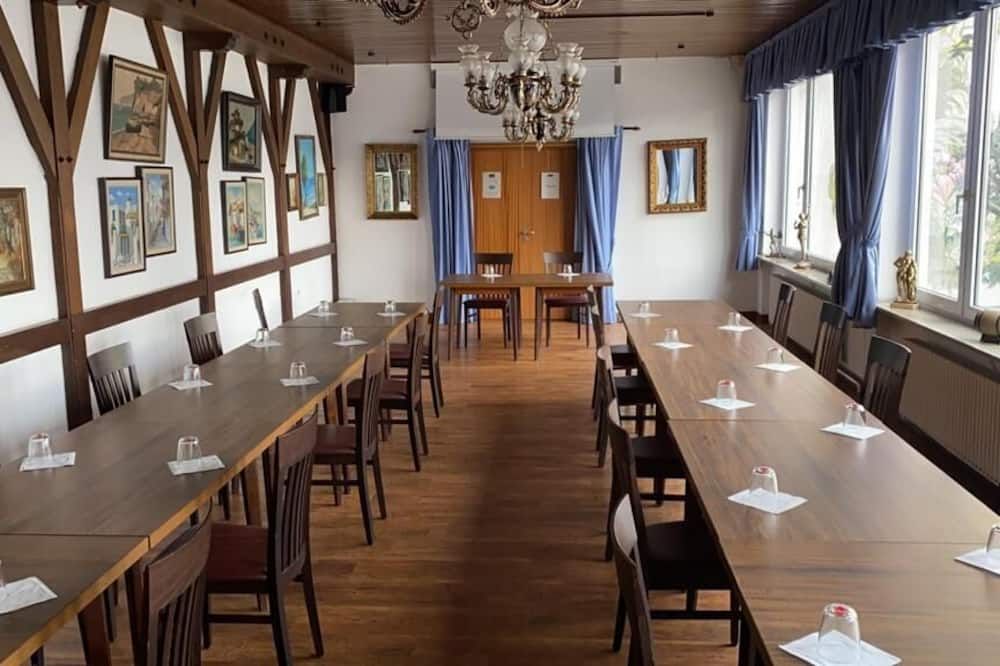 هوتل أولمر ستوبين