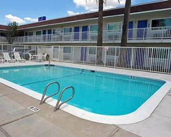 Motel 6-Corpus Christi, Tx - East - North Padre Island - Corpus Christi - Pool