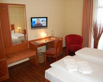 Pension Sanddorn - Binz - Yatak Odası