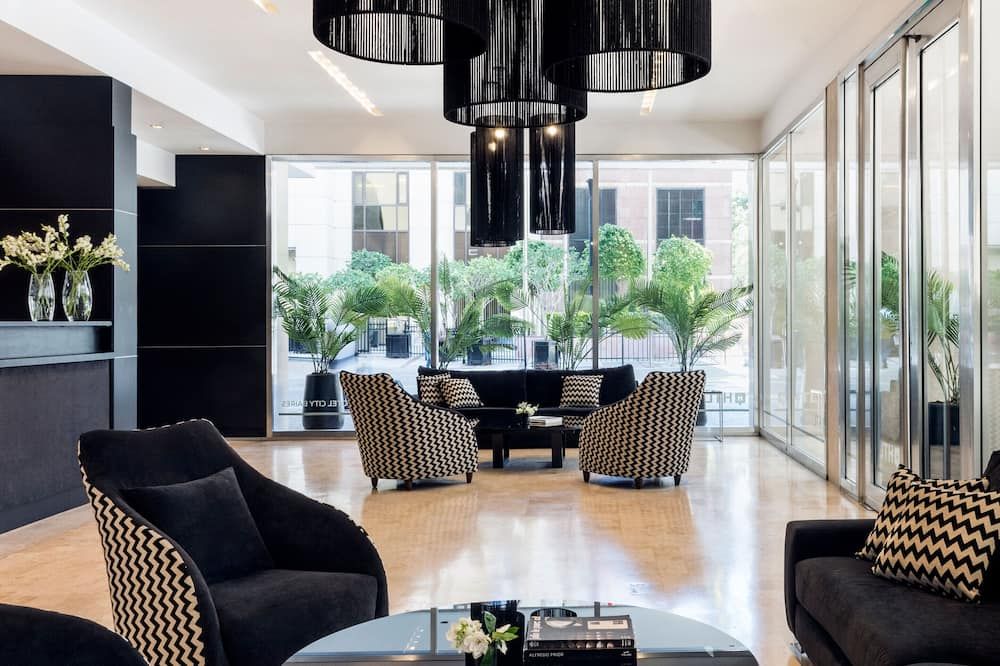 إتش تي إل سيتي بيرز