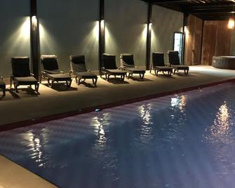 Hotel Boutique Bc Wine Casablanca - Casablanca - Piscina