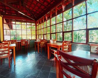 Pousada Alpes - Santo Antônio do Pinhal - Restaurante