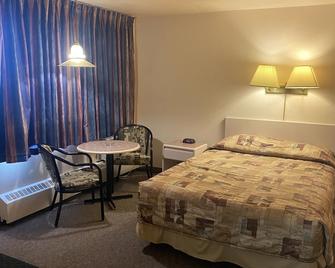 Chinook Motel - Lethbridge - Bedroom