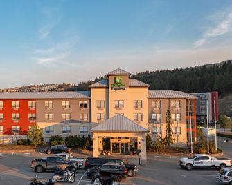 Holiday Inn Express Kamloops By IHG - קאמלופס - בניין