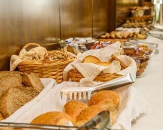 Sun Rise Hotel - Ammouliani - Restaurante