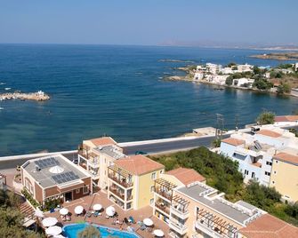 Porto Kalamaki Hotel - Galatás
