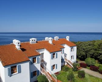 Lanterna Resort - Vabriga - Gebäude