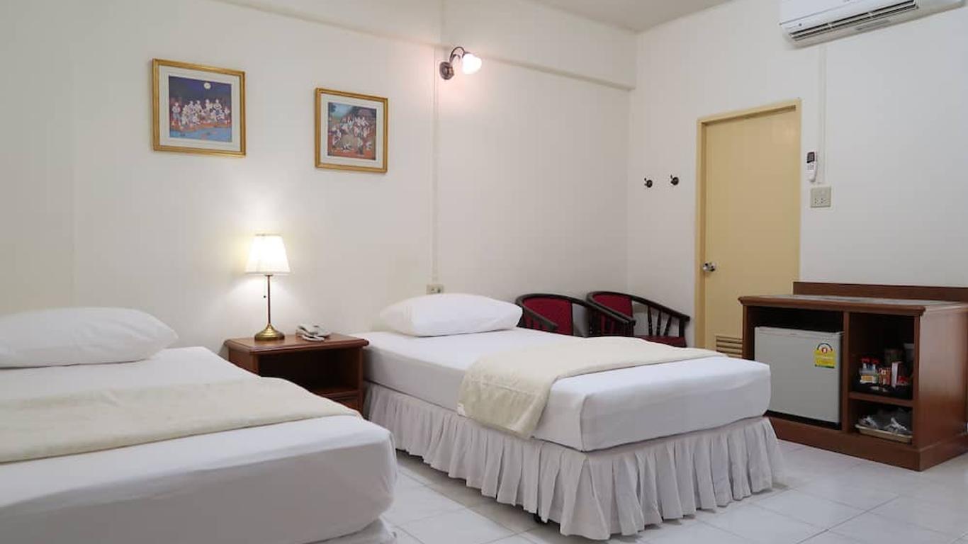 Phawana Sweet Hotel