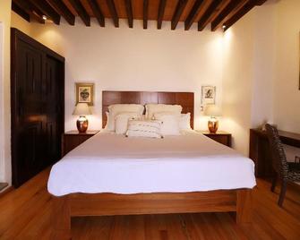 Casona Alonso 10- Hotelito Mexicano - Guanajuato - Bedroom