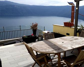 Hotel Castel Gandolfo - Castel Gandolfo - Balcony
