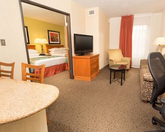 Mcallen Plaza Hotel & Suites - McAllen