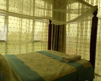 Relief Motel - Fort Portal - Habitación