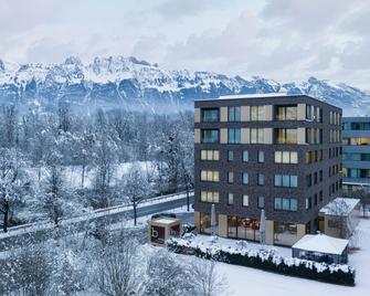 b_smart hotel - Bendern - Gebäude