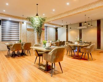 Hotel O Bgm - Neemrana - Restaurace