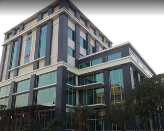 The P L Palace Agra - Agra - Building