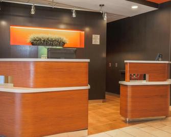 Courtyard by Marriott - Flint - Receptie