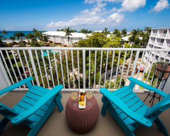 Margaritaville Beach Resort Grand Cayman - جورج تاون - شرفة
