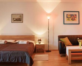 Wohnung 2 - Ferienwohnungen Gutshof - Riegersburg - Schlafzimmer