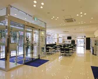 Toyoko Inn Tokyo Fussa Ekimae Higashi guchi - Fussa - Lobby