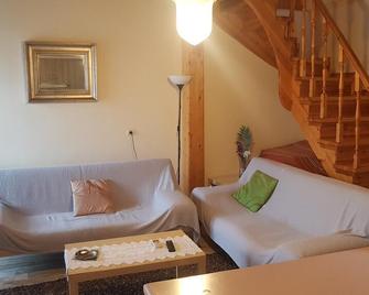 Lefkada Center Apartments - Lefkáda - Wohnzimmer