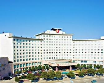 Hua Rui Jian Guo Hotel - Yueyang - Building