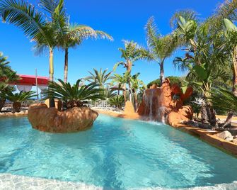 Résidence & Spa Marina D'arone - Piana - Piscine